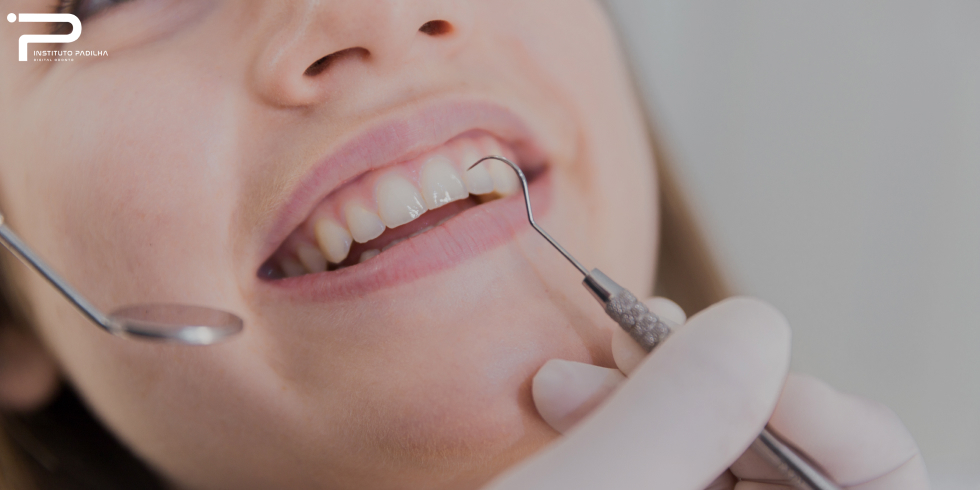 Estética Dental: Os Principais Tratamentos Para Renovar seu Sorriso
